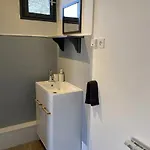 Petite Maison Chaleureuse Des Boucles De La Seine