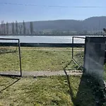 Petite Maison Chaleureuse Des Boucles De La Seine